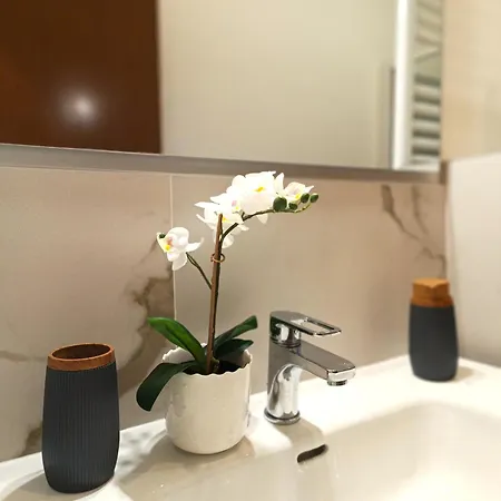 Cernobbio Studio * צ'רנוביו